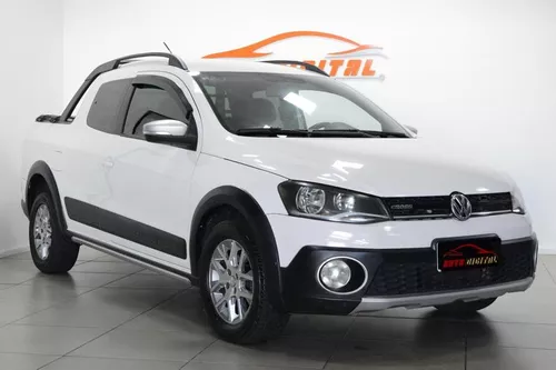 Volkswagen Saveiro 1.6 Cross Cd em Curitiba