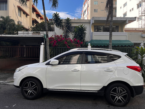 Hyundai Tucson 2103
