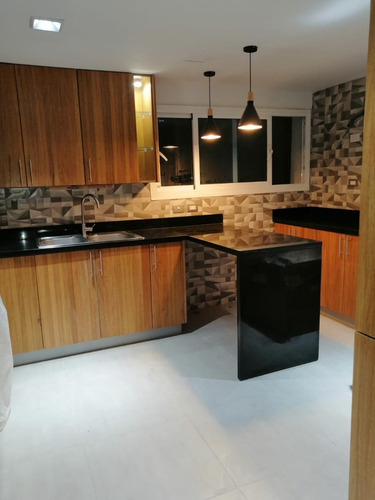 For Rent Apartamento Amueblado Av. Anacaona 5to Piso Torre Mar Azul
