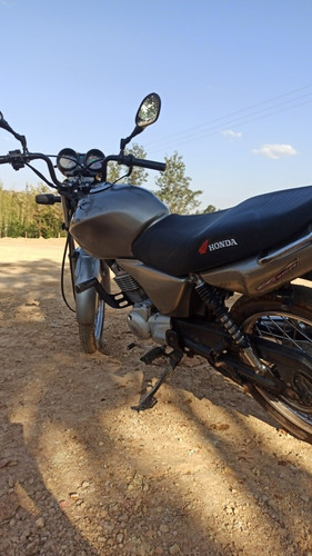 Imagem 4 de 8 de Honda Titan Ks