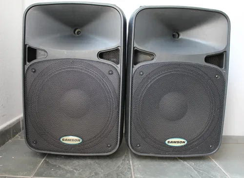 Par Caixas Ativas Samson Auro D412 250rms 400w (só Retirada