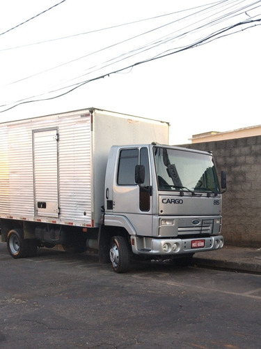 Imagem 1 de 2 de Ford Cargo 815e