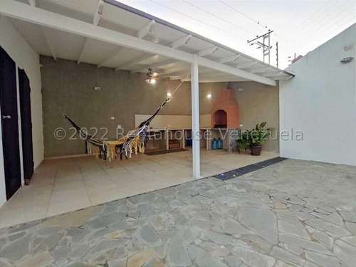 Imagen 30 de 30 de Casa En Venta Urb Villa Ingenio I, La Morita I 23-16025 Hc