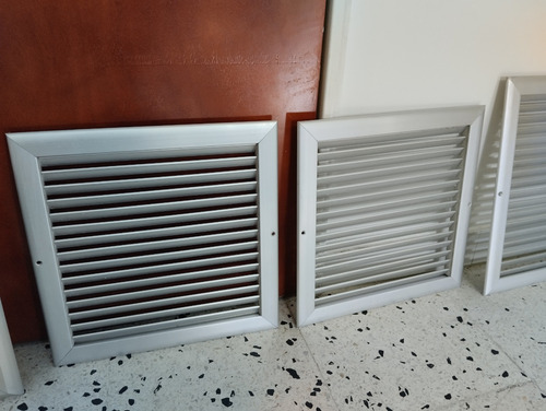 Rejilla Difusora De Aluminio Para Aire Acondicionado (Usado)