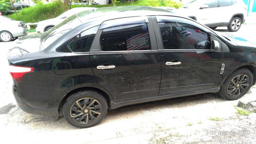 Fiat Grand Siena 1.4 Attractive Flex 4p 2012