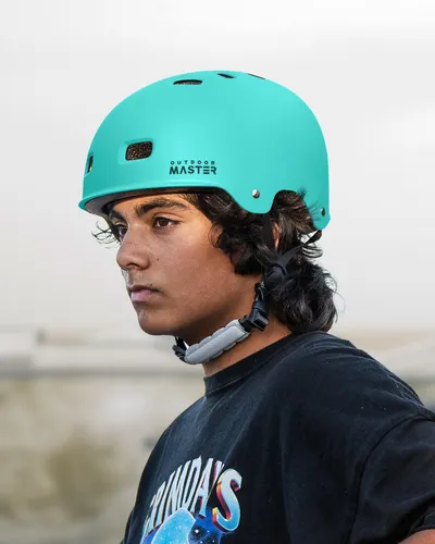Casco Outdoormaster Para Montar En Monopatín Para Niños Y Ad