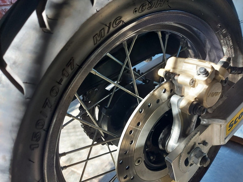 Imagen 11 de 20 de Honda Aftica Twin 750 2001