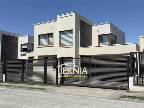 Venta Casa 4 Dormitorios Como Nueva Cumbres Del Sur Temuco