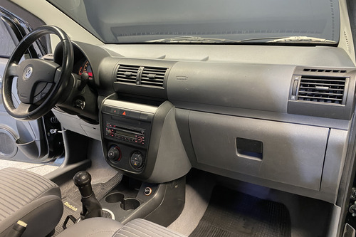 Volkswagen Suran 1.6 Highline