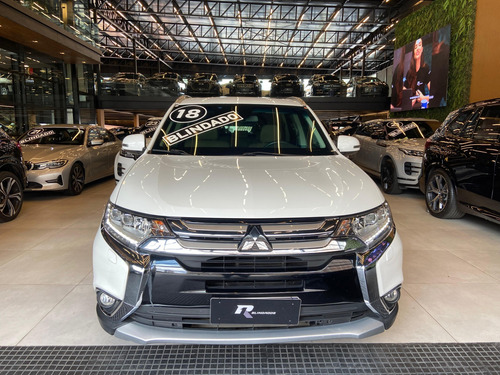 Mitsubishi Outlander 3.0 GT 4X4 V6 24V GASOLINA 4P AUTOMÁTICO