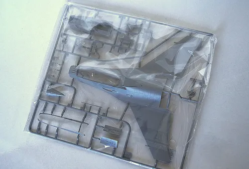Avión General Dynamics F-16 A/b Block 20 Rocaf 1/48 Kinetic