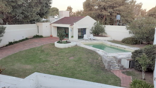 Imagen 1 de 14 de Casa Venta Cerro Chico 5 Dormitorios Quincho Recibo Menor