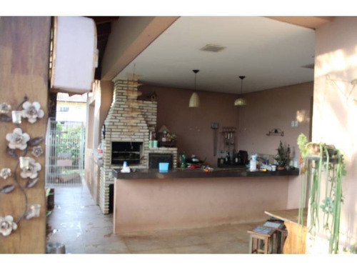 Imagem 21 de 25 de Casa Com Piscina Em 02 Terrenos - 23229