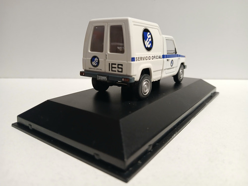 Autos Inolvidables Argentinos Salvat Escala 1.43 Fallados Ies Gringa Furgón 1987