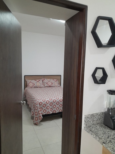 Bonito Departamento En Renta De 101 Mts2, Amueblado, Torre Baluarte, Nazatlan.