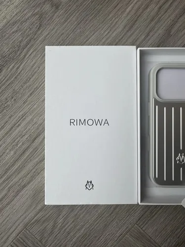 Capa Rimowa Case Para Iphone 17 Pro Max Prata | Parcelamento sem juros