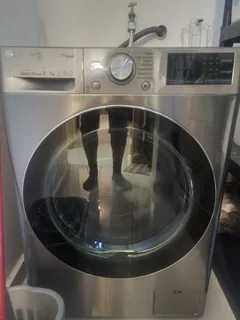Lavasecadora LG Invertier Seminueva