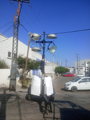 Luminaria Generac Mobile Mlt6s Año 2019 En Queretaro