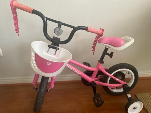Bicicleta Marca Trek, Usada Unicamente Por Una De Mis Hijas