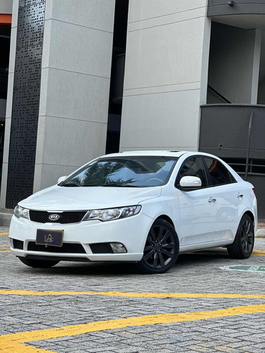 Kia CERATO FORTE 2.0