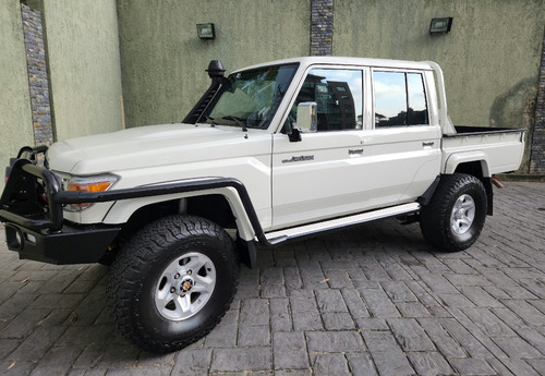 Toyota Land Cruicer