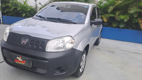 Fiat Uno Uno Vivace 1.0 8V (Flex) 4p