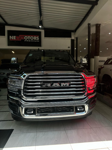RAM 3500 6.7 I6 TURBO DIESEL LIMITED LONGHORN CD 4X4 AUTOMÁTICO
