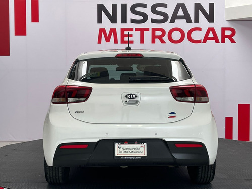 Imagen 4 de 15 de Kia Rio Ex Pack At 2020