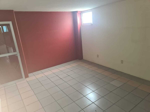 Vendo Piso Comercial En Col Morelos. Toluca, Mex