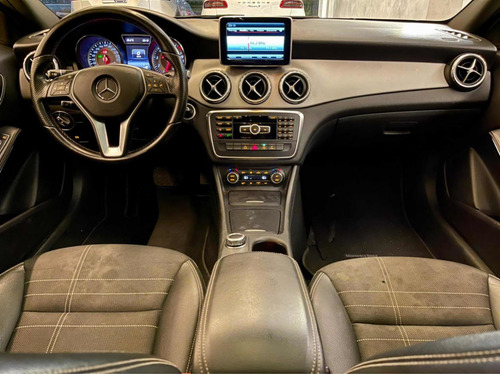 Mercedes Gla200 1.6 Vison Flex 2015 Teto Cautelar Reprovado