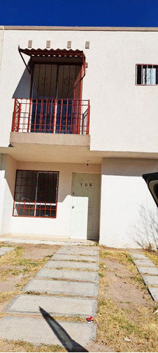 Casa En Venta Fuentes Del Marquez Apaseo El Grande