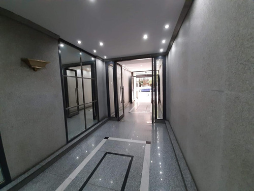 Imagen 3 de 9 de Oficina - 59 M2 - Microcentro