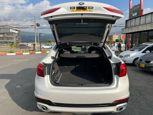 BMW X6 XDrive30d 3.0cc AT AA 4X4