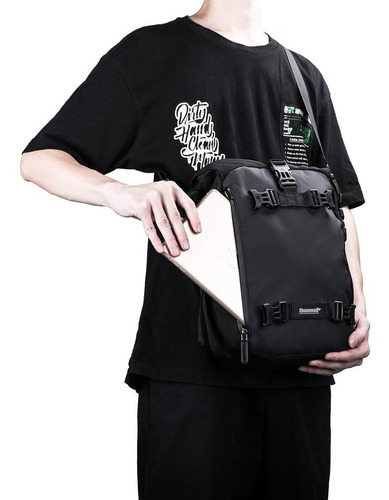 Imagen 5 de 9 de Mochila Maleta Impermeable Moto 10 Litros Modular