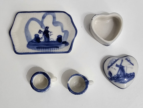 Accesorios De Muñecas - Set De 3 Juegos De Te De Porcelana (Usado)