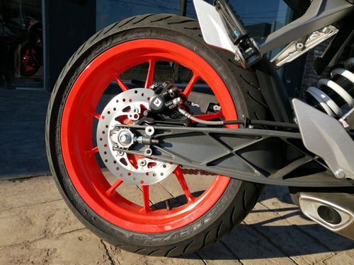 Imagen 4 de 10 de Ktm 200 Duke 2023