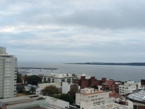 Venta De Apartamento 3 Dormitorios En Península