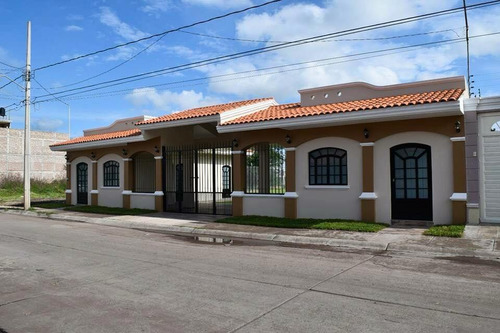 Terraza (quinta) Guerrero (azteca) Fracc. Jardines De Sahuayo Mich.
