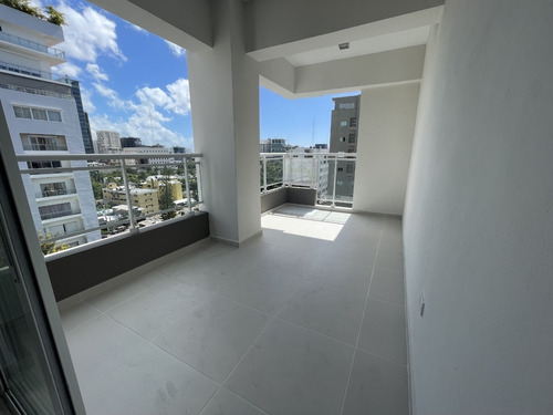 Apartamento En Venta, En Evaristo Morales Piso Alto En Venta, Distrito Nacional