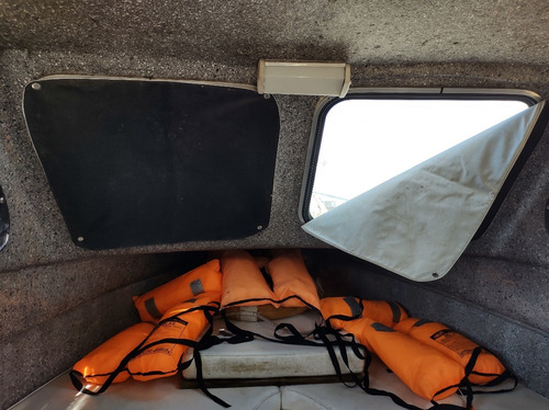 Lancha Tracker Cabinada 620