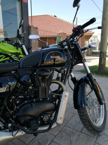 Imagen 5 de 12 de Benelli Imperiale 400