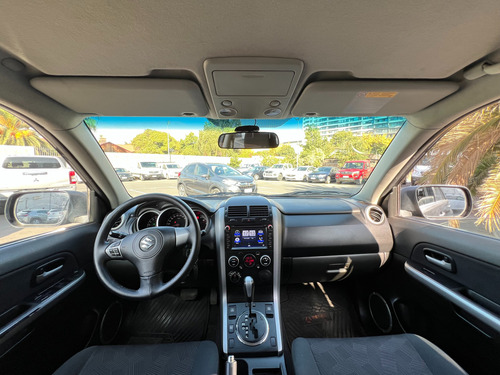 Suzuki Grand Nomade 2.4 2wd At Glx Nav