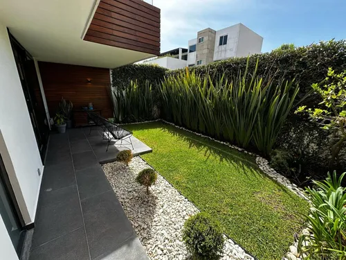 Casa En Venta En Lomas De Angelópolis Ii