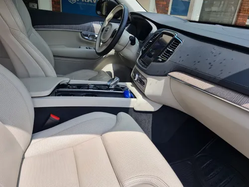 Volvo Xc90 T8 Ultimate Hibrido Enchufable 2.0cc At Aa 4x4