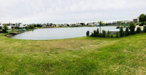 Imagen 2 de 4 de Lote En Venta Al Agua En Barrio Las Tipas, Nordelta.