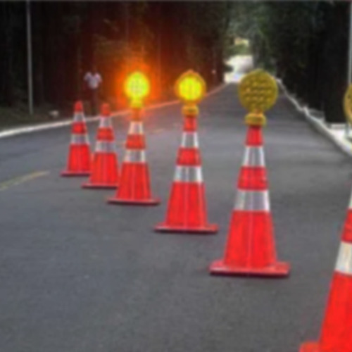 Sinalizador Viário Cone Super Led 12 Transito Obra Rodovia