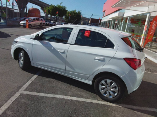 Chevrolet Onix 1.0 Mpfi Lt 8v Flex 4p Manual