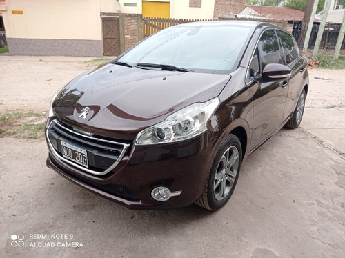 Vendo O Permuto Peugeot 208 Feline 2014, Muy Cuidado.