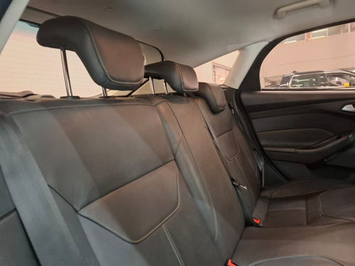 Ford Focus 2.0 SE PLUS 16V FLEX 4P POWERSHIFT
