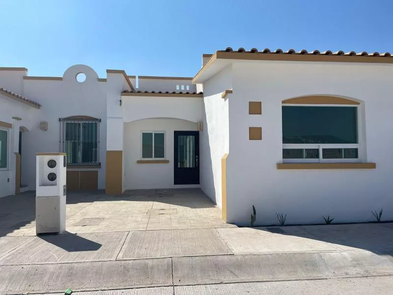 Casa Sola En Venta En San Francisco De La Charca, Irapuato, Guanajuato